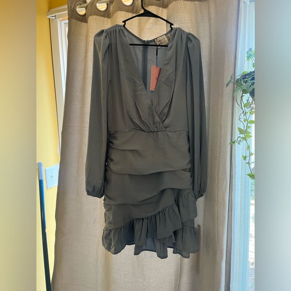 Hello Molly Ruffle BRAND NEW Dress